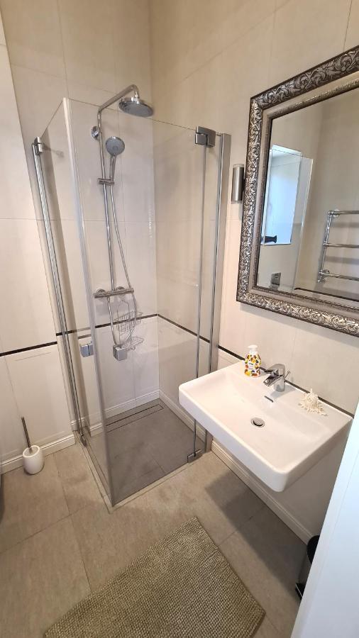 Bajkowy Dom - Apartament Sienkiewicza 5M3 Świnoujście Exterior foto